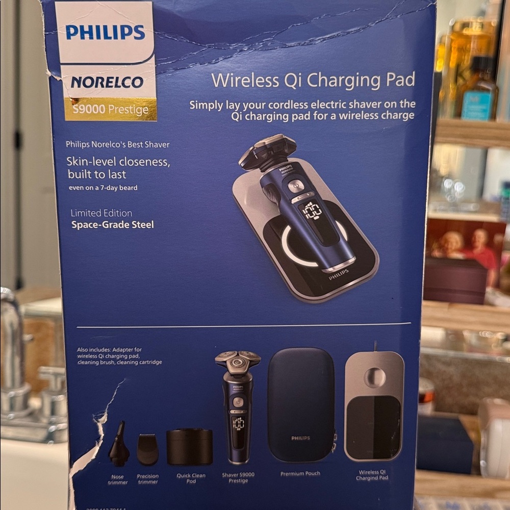 Men’s Philips Norelco S9000 Prestige Shaver - Picture 14 of 16